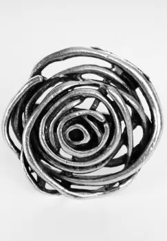 Inel reglabil din zamac cu forma de floare stilizata circulare imagine