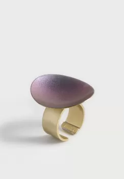 Inel reglabil Marise cu element in forma ovala cu irizatii mov, din alama placata cu aur de 24k imagine