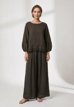 Pantaloni de vara din in cu croiala ampla si pliuri in talie, maro imagine