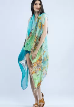 Pareo plaja din material plisat matasos si usor, in nuante de turcoaz si verde imagine