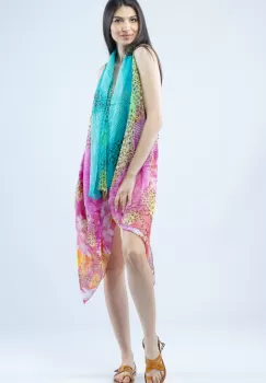 Pareo plaja din material plisat matasos si usor, motive animal print albastre si mov imagine