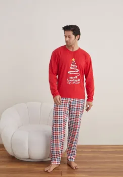 Pijama barbati de Craciun din bumbac, doua piese cu bradul lui Mos Craciun pe rosu imagine