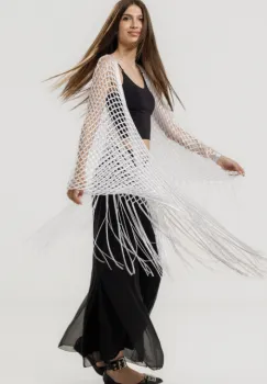 Poncho alb din plasa cu fir auriu si franjuri lungi imagine