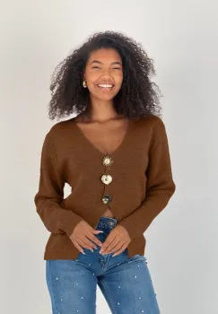 Pulover coniac, moale si fin cu trei nasturi mari aurii, oversize imagine