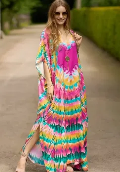 Rochie boema de plaja lunga oversize, tip poncho din bumbac si vascoza, cu imprimeu Tie-Dye imagine