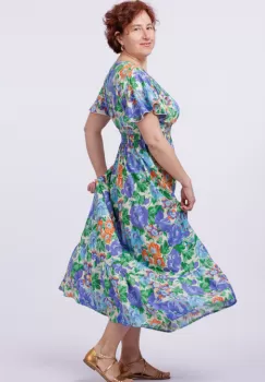 Rochie cu talia evidentiata si bust petrecut si imprimeu cu flori albastre-portocalii imagine