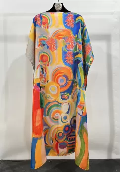 Rochie de plaja lunga tip poncho din matase cu cercuri si motive abstracte multicolore imagine