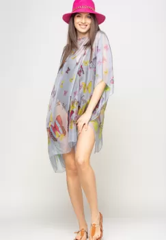 Rochie de plaja tip poncho cu fluturi pe fond gri deschis, vascoza imagine