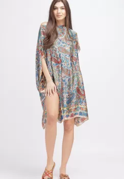 Rochie de plaja tip poncho din matase cu imprimeu paisley pe fond bej imagine