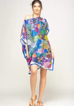 Rochie de plaja tip poncho din matase imprimat cu mandale multicolore cu albastru si alb pe margine imagine