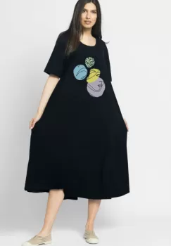 Rochie lunga A-line, bleumarin, cu imprimeu chip stilizat imagine