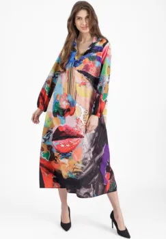 Rochie lunga A-line cu imprimeu chip multicolor cu maneca lunga cu elastic imagine