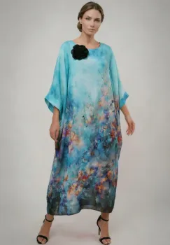 Rochie lunga dama vaporoasa oversized, croi amplu tip kaftan cu imprimeu artistic multicolor turcoaz imagine