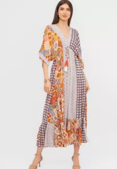 Rochie lunga din vascoza cu decolteu in V, imprimeu decorativ si volane imagine