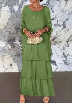 Rochie lunga suprapusa din matase si vascoza, cu trei volane mari si maneca cazuta, verde oliv imagine