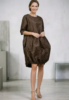 Rochie midi cu volum tip balon din tafta cu memorie, cafenie imagine