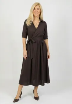 Rochie midi, petrecuta cu cordon, din vascoza maro imagine