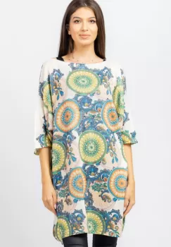 Rochie scurta tricotata cu maneca fluture si imprimeu mandale imagine