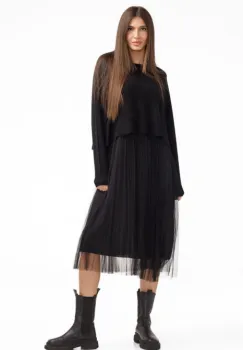 Rochie suprapusa din tulle  cu puloveras despicat la spate, neagra imagine