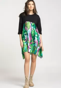 Rochie trendy cu imprimeu chipuri predominant verde, din bumbac imagine