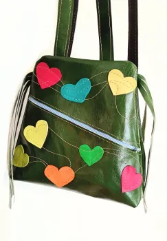 Rucsac verde smarald din piele naturala,cu inimioare imagine