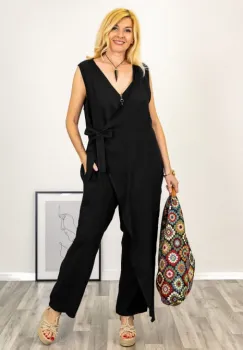 Salopeta din in cu fermoar si o parte petrecuta, neagra imagine