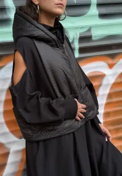 Set rochie neagra oversize cu umeri goi si vesta matlasata imagine