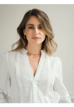 Camasa alba din bumbac cu broderie 4933T M9 imagine