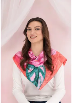 Esarfa patrata din matase satinata cu imprimeu floral roz-verde imagine