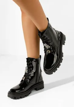 Bocanci lacuiti dama Maxine negri imagine