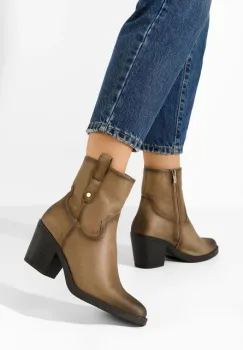 Ciocate dama Alyonna maro imagine