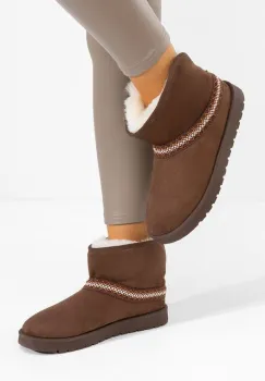 Ghete imblanite dama Aliona maro imagine