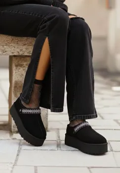 Saboti dama cu platforma Cristiela negri imagine